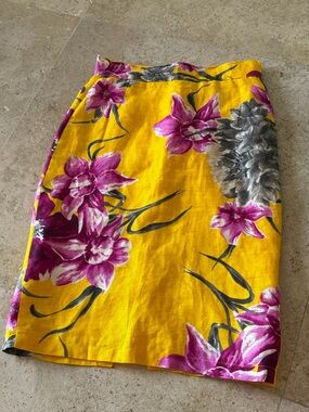 Source Unknown Yellow Skirt with Pink & Gray Floral Print